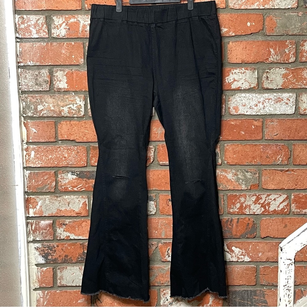 EUC Bell Bottom Jeans Black 2X